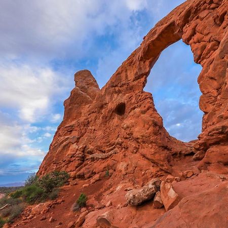 Solano Vallejo 3352 Moab Luaran gambar