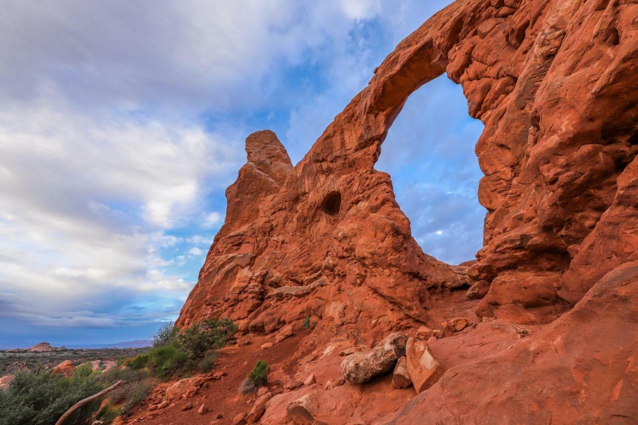 Solano Vallejo 3352 Moab Luaran gambar